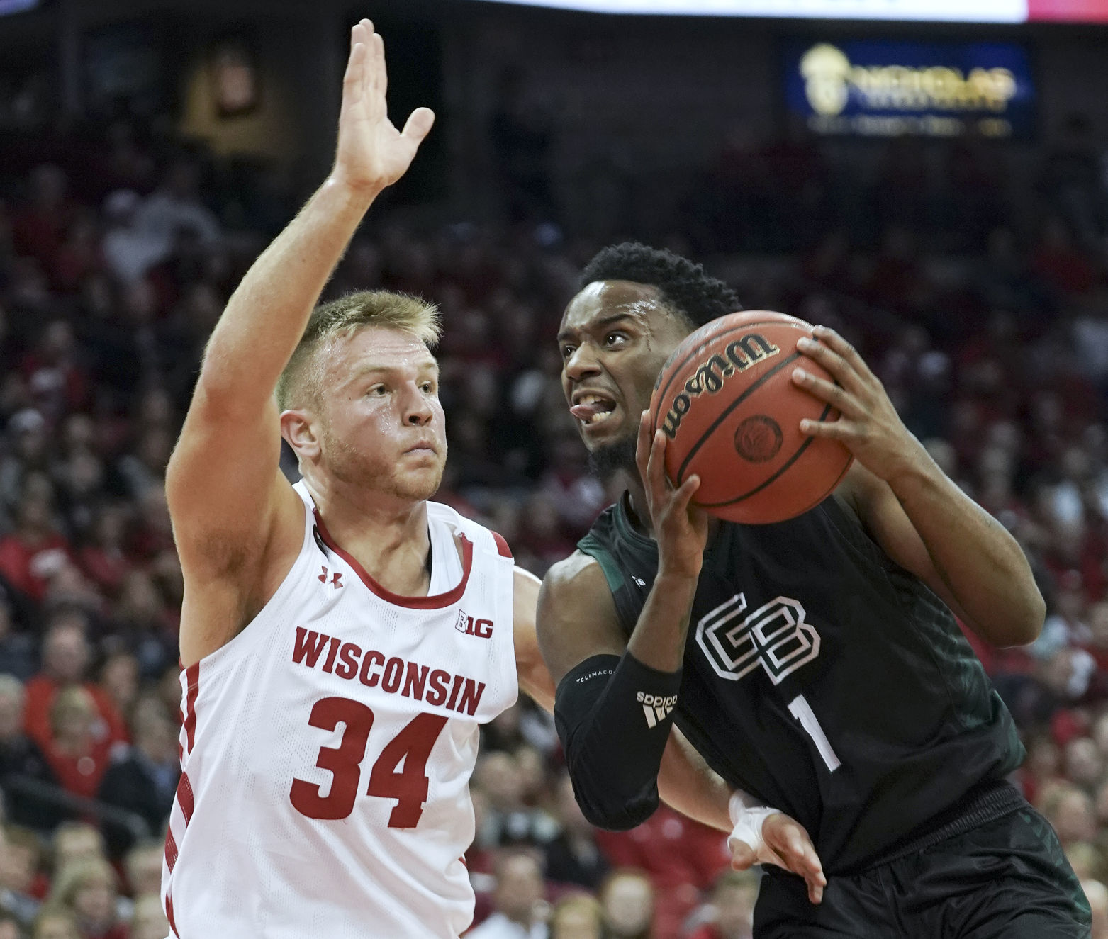 Badgers 88, Phoenix 70